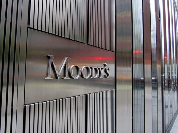 Global economy on the verge of a downturn: Moody's Investors Service 1 Global economy on the verge of a downturn: Moody’s Investors Service
