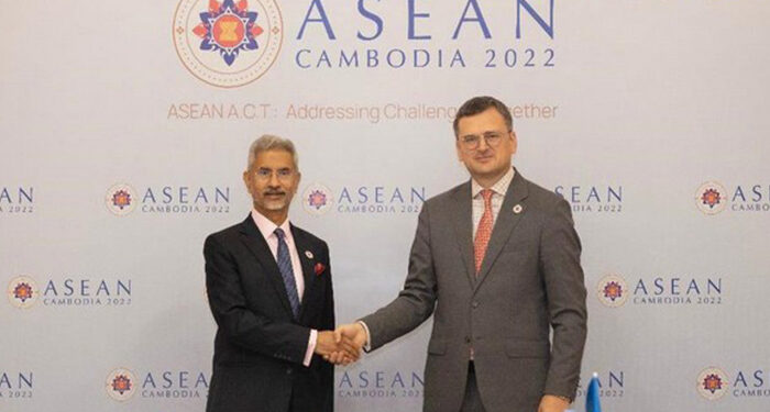 Jaishankar discusses grain initiative, nuclear concerns with Ukrainian counterpart