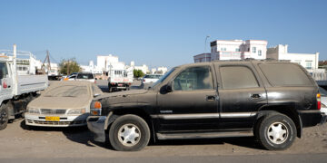 Muscat Municipality tows away 291 abandoned vehicles