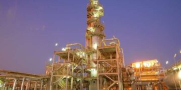 Total domestic sales of refineries in Oman rise by 18.2%