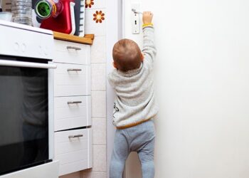 Helping young children reach developmental milestones