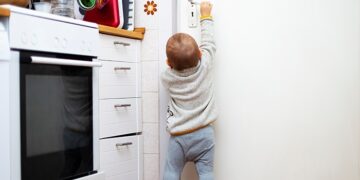 Helping young children reach developmental milestones