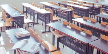 SQU issues clarification about video of its student