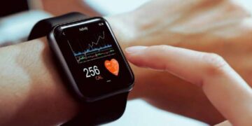 Smartwatches have potential to detect emerging health problems
