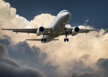 United Airlines flight to Chicago canceled, 198 passengers stranded at Delhi airport