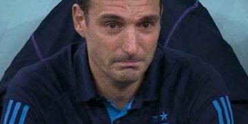 Scaloni hails Messi as Argentina breathe life into World Cup hopes