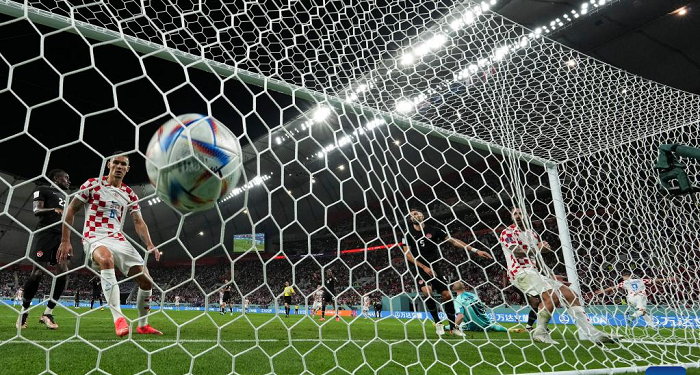 FIFA WC: Kramaric brace helps Croatia thump Canada 4-1 1 FIFA WC: Kramaric brace helps Croatia thump Canada 4-1