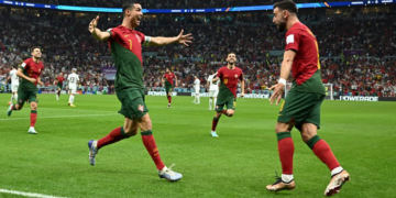Bruno Fernandes scores twice as Portugal beat Uruguay
