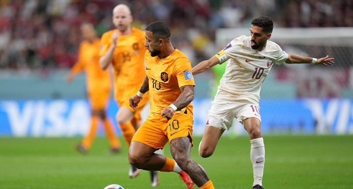 Netherlands beat Qatar to finish top in World Cup Group A