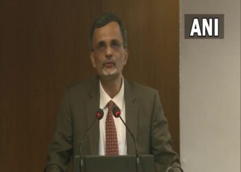 India’s GDP grows at 6.3 pc in Jul-Sept quarter