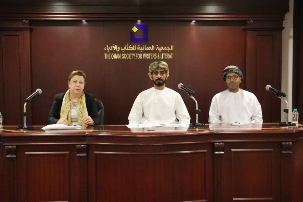 جلسة حوارية تأخذ الحضور من مسقط إلى دمشق لحديث ثقافي وتراثي