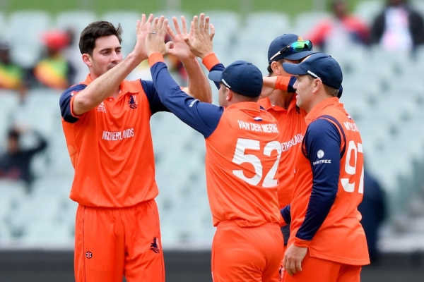 Netherlands beat Zimbabwe for first ever win