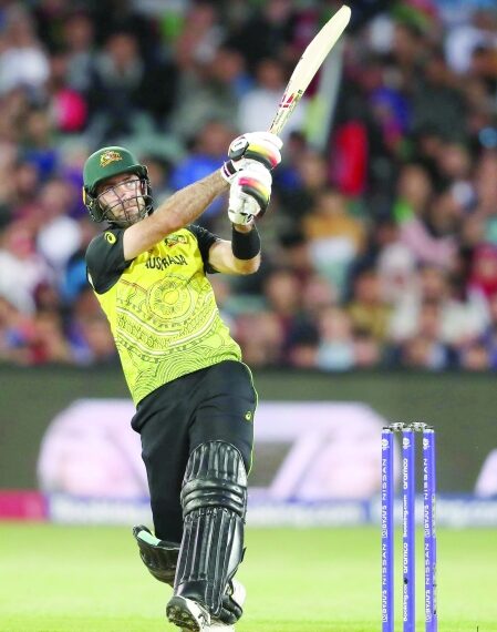 Maxwell keeps Australia in hunt 1 Maxwell keeps Australia in hunt