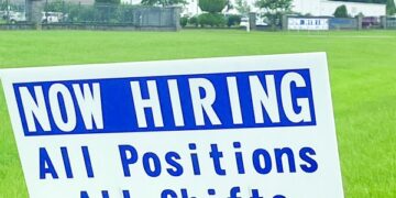 US job growth beats expectations; unemployment rate rises to 3.7%