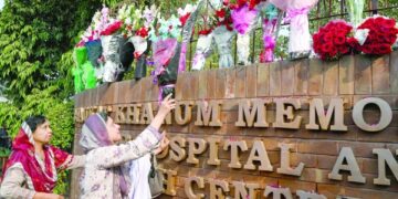 Ex-Pakistani PM Khan to scale up demand for political change