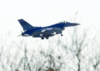 تزايد التوتر في شبه الجزيرة الكورية.. وسيول تنشر مقاتلات “الشبح”