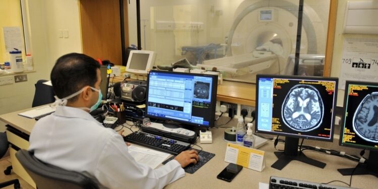 44 مؤسسة صحية بظفار .. ومشاريع جديدة قيد التنفيذ 1 44 مؤسسة صحية بظفار .. ومشاريع جديدة قيد التنفيذ