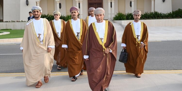 بناء على التكليف السامي.. وزير الطاقة والمعادن يشارك في مؤتمر المناخ بمصر