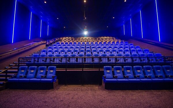 VOX cinema stops shows in some screens