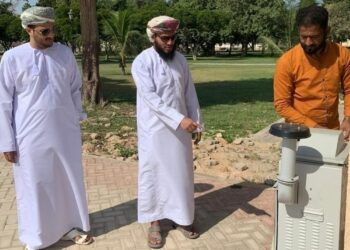 تنفيذ مشروع مسح تركيزات عنصر الرصاص في الهواء بمدينة صلالة
