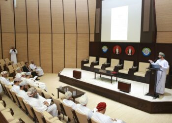 حلقة تنظيم مكاتب طلبات المستثمر الأجنبي تناقش توفر الملاءة المالية والخبرة الكافية