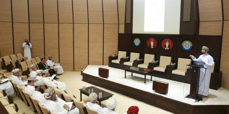 حلقة تنظيم مكاتب طلبات المستثمر الأجنبي تناقش توفر الملاءة المالية والخبرة الكافية