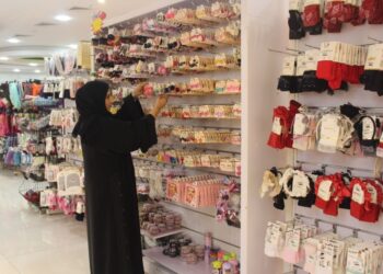 سلامة السيابية تنطلق بمشروعها من المنزل إلى السوق بعد المثابرة والعمل المستمر