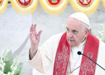 Pope prays for ‘suffering peoples’ in ME