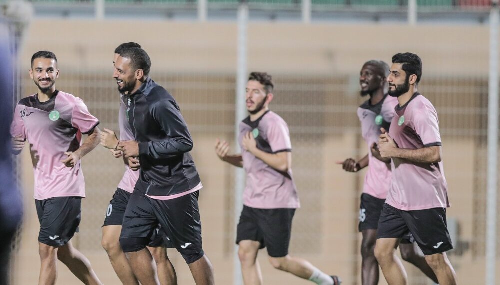 النهضة والرستاق لفض الاشتباك على الصدارة.. والسويق وظفار لفك الارتباط النقطي