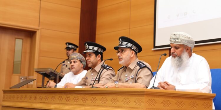 بحث تبسيط الإجراءات وتطوير الخدمات الجمركية