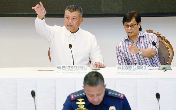 Philippine prisons chief accused of ordering journalist murder 1 Philippine prisons chief accused of ordering journalist murder