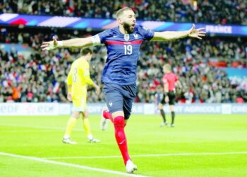 France look to cast aside doubts