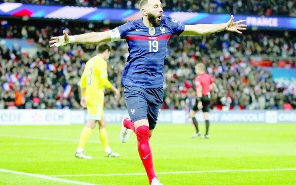 France look to cast aside doubts