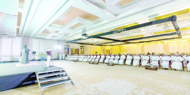 التوقيع على 119 مشروعا ضمن تنفيذ الاستراتيجية العمرانية في ظفار 1 التوقيع على 119 مشروعا ضمن تنفيذ الاستراتيجية العمرانية في ظفار