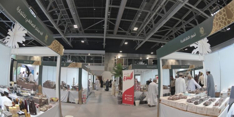 منتجون ورواد أعمال: ضرورة إيجاد منافذ تسويقية مستدامة لصناعة التمور