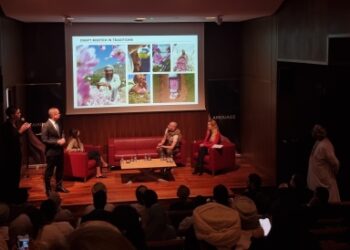National Museum hosts perfume experts to discuss new industry frontiers