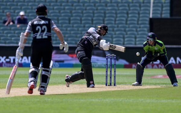 Pakistan look for 'something special' against solid NZ