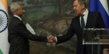 Russia and India consider joint weapons production