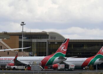 Striking Kenya Airways pilots return to work