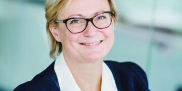 Omantel launches Middle East’s first 400GbE DCI service with Ciena