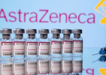AstraZeneca returns to profit on higher drugs revenue