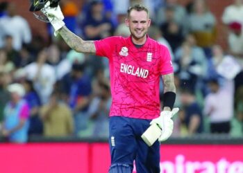 Back from exile, Hales delivers for England