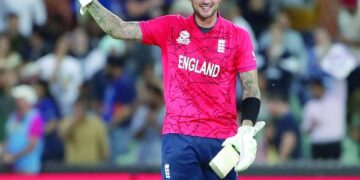 Back from exile, Hales delivers for England