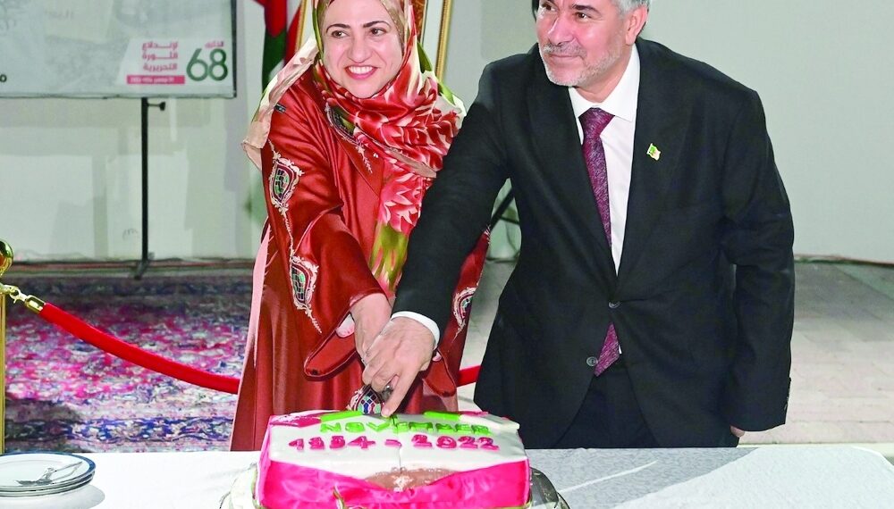 السفارة الجزائرية بمسقط تحتفل بالعيد الوطني لبلادها