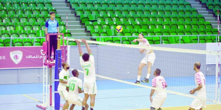 أحمد الشيزاوي يعود لطائرة صحار