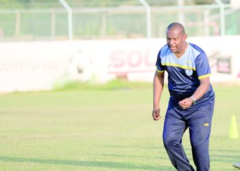 مصبح السعدي مدربا للفريق الأول بنادي ظفار