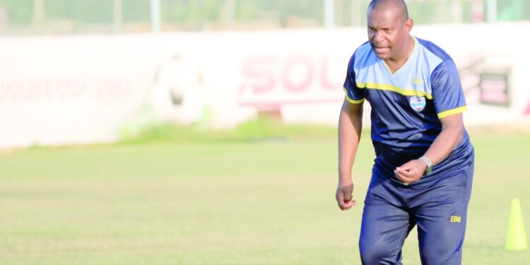 مصبح السعدي مدربا للفريق الأول بنادي ظفار