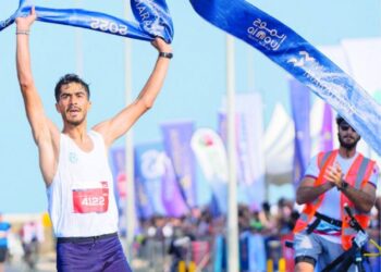 12 ألف عداء في النسخة العاشرة لماراثون الموج مسقط