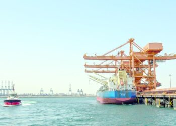 إجمالي التبادل التجاري لسلطنة عمان يقفز إلى 23.5 مليار ريال بنهاية يوليو