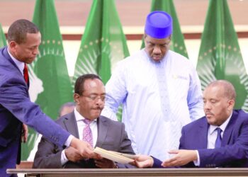 “المتمرّدون” ينفون
الحكومة الإثيوبية تعلن وصول مساعدات لإقليم تيغراي